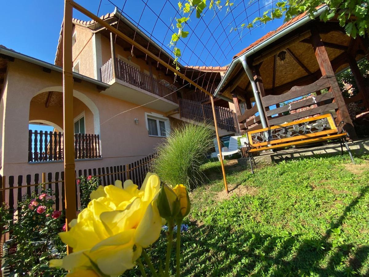 Apartman Simona Vrdnik Exterior photo