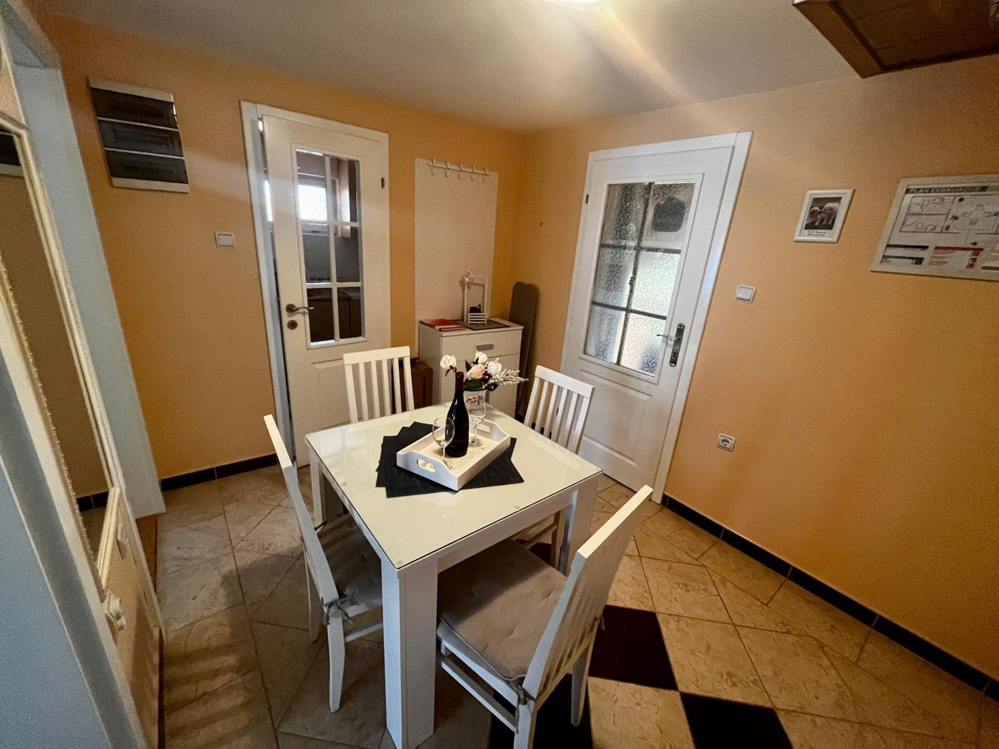 Apartman Simona Vrdnik Exterior photo